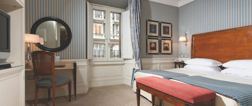 Hotel  Stendhal Superior Room